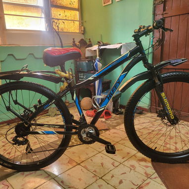 Se vende bicicleta en 200usd - Img 123106089
