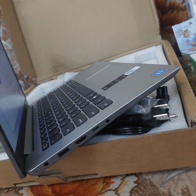 Laptop Lenovo💻 NUEVA EN CAJA ✨️ 📦 - 2/5