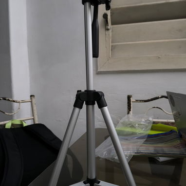 Trípode para cámara + base para teléfono - Img 122534923
