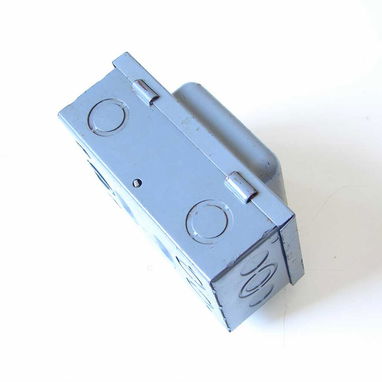 VENDO INTERRUPTOR DE DESCONEXIÓN 2 POLOS 250V 30A (nuevo) - 7/8