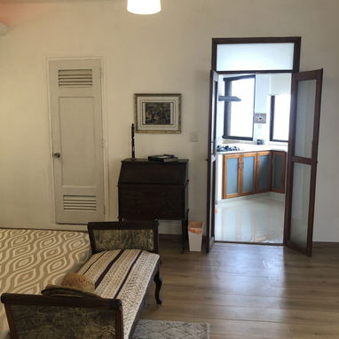Renta en Vedado con respaldo eléctrico - 20/20