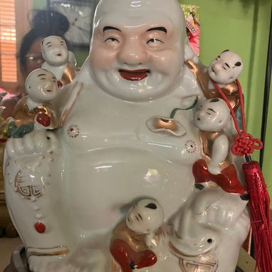 VENDO 3 BUDAS DE PORCELANA CHINA A 100 USD O EUR CADA UNO. LLAMAR AL 54312796 - Img 114987020