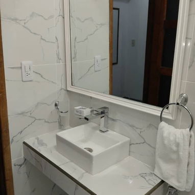 Se renta hermoso departamento en el vedado de dos habitaciones (RAl0043) - Img 121895846