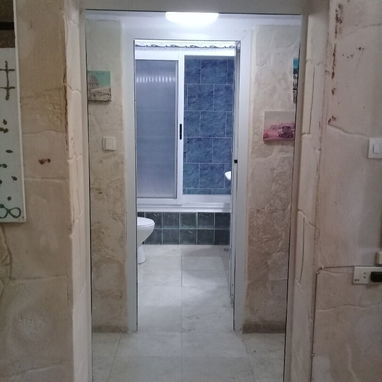 🏠 RENTA DE APARTAMENTO EN EL VEDADO CAPITALINO. PARA EXTRANJEROS ☞ ( POSEO LICENCIA DE ARRENDATARIO 📄) - Img 104636690