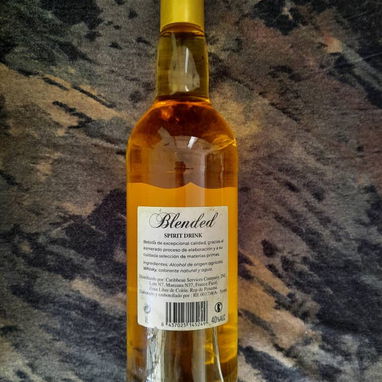 Botella de whisky Blended de 1 L - 2/2
