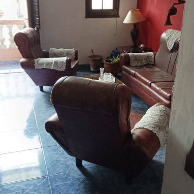*REBAJADO A $40.000usd. En Venta apartamento (1er piso, 25 escalones) de un edificio de construcción capitalista de los - 5/10