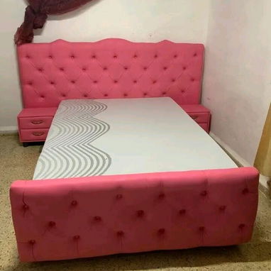 Cama tapizada con pielera - Img 123202163