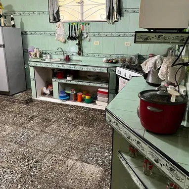 Casa en Guanabacoa - 3/10