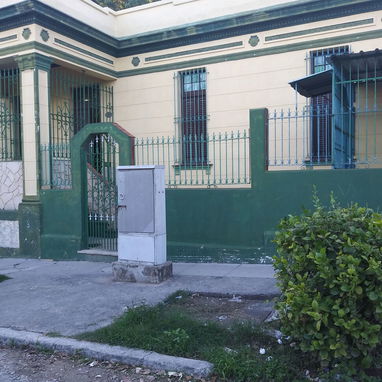 Casa independiente 3/4,jardín,portal,2 garajes,patio - 5/10