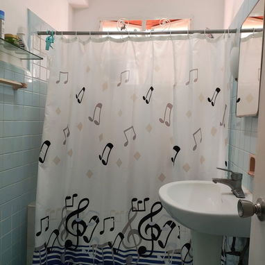 Ref#104 Ofertaaaa en el corazón del Vedado apto de 2 cuartos y 2 baños en perfecto estado a la venta! Inversión segura! - 5/10