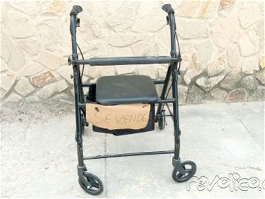 Vendo burrito andador con asiento, ruedas y canasta - Img 67089997
