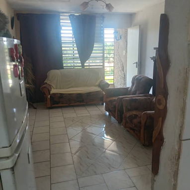 Se vende casa en el reparto militar de la fortuna cerca del puente de calabazar y de la feria de la Guinera - Img 125212773