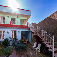 COD.Z 📍 Renta Disponible en Trinidad | Hostal de 7 Habitaciones con Split y Minibar🍹 - Img 54673983