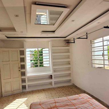 Alquilo Apto 190US playa 9na y90 54664765 Tiene sala comedor, cocina, baño, cuarto grande. Agua calient, aire acondicion - 7/7
