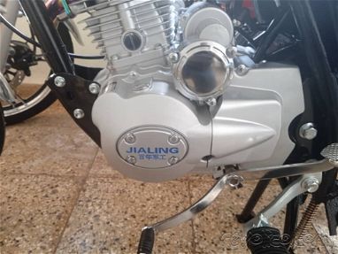 Vendo moto susuki con unidad de jialing 200cc - Img main-image-45707704
