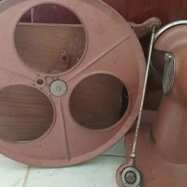 Vendo máquina de coser unión, ver imágenes interesados llamar a Marta 58407683 - Img 102459110