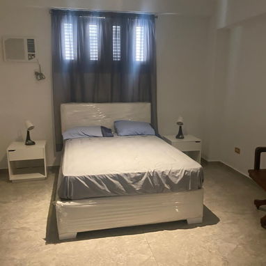 RENTO APTO LUJO | 2 HAB, 2 BAÑOS, BALCÓN, GARAGE | EXCLUSIVO (1 x PISO) | IDEAL CEO/SEM | 1500 EUR/USD - Img 120066569