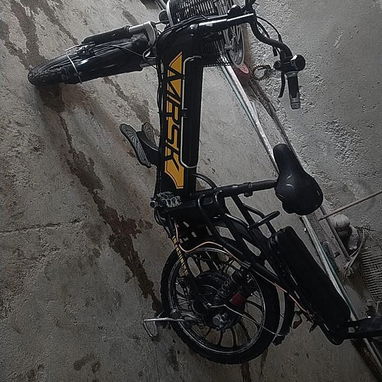 Bicicleta eléctrica. Pqra pieza o quien la quiera areglarla. - Img 123637137