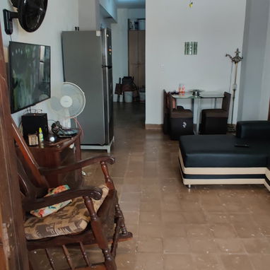 Apartamento grande y capitalista en Centro Habana (3er y último piso) - 6/8
