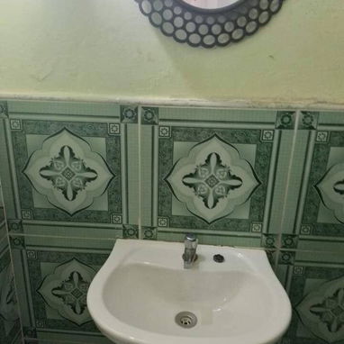 Venta de apartamento en bajos Vedado con jardín 2 cuarto y 2 baños 50mil usd 53582376 - 6/9