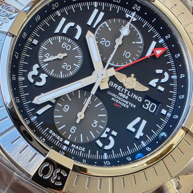 breitling avenger chronograph gmt automático swiss made - Img 114651465
