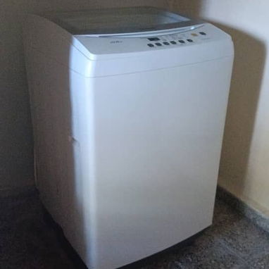 Vendo lavadora de uso buen estado - 2/3