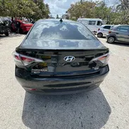 Vendo Hyundai sonata, 2018 híbrido - Img 54635886