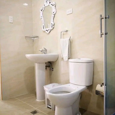 🏠 Casa de Lujo en Renta, Guanabo. Capacidad para 14 adultos y 3 niños. Habitaciones climatizadas y jacuzzi disponible - Img 115975281