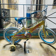 Bicicleta de niños 125 usd medida 18. Colores disponibles en rosada y azul y amarilla - Img 58241918