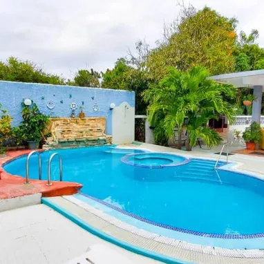300 mil Guanabo casa de lujo piscina - Img 109819408