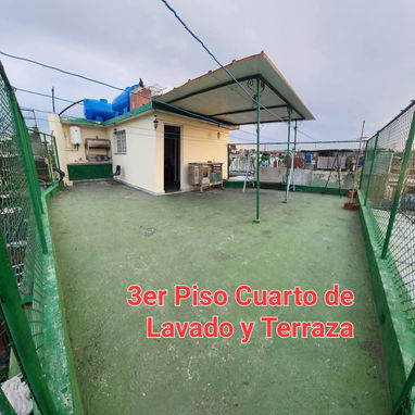Venta de casa marianao Tres plantas con garaje - Img 123981010