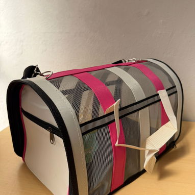 Huacal certificado para viajar por cabina semirrígido . Max 10 kg🐾🐾 📲58296323 📍Playa  〰️ 50cm de largo x 25cm de anc - Img 123095503
