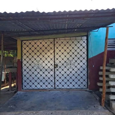 Puerta de garaje para autos pequeños y grandes - Img 125935168