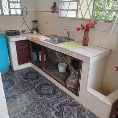 Venta de 2 casas en 1 - 6/9