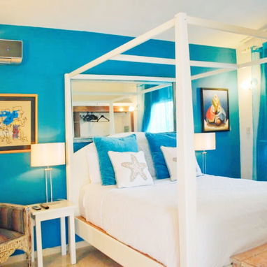 🏠 Casa De Renta En Santa Fé. 🏊🏻‍♀️ Tiene piscina con vista y acceso al mar. 📱 Reserva: +5355284821 - 4/10