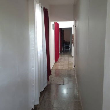 NO TE LOS PUEDES PERDER!!!! 🏡🏡🏡* Hermosa propiedad en Bajos de un Biplanta. 81 y 182 Alturas de la Lisa - 2/10