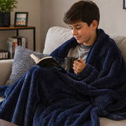 Colcha Majestic imperial Tela súper suave, abrigada y ligera Textura acolchada tipo terciopelo Ideal para cama. - Img 56370072