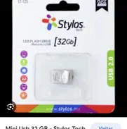 Memoria flash 32gb usb 2,0 modelo mini muy cómodas para utilizar en los autos. - Img 49863195