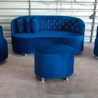 MUEBLES PARA SALA, JUEGOS DE MUEBLES EXTERIORES. CAMAS CAPITONIZADAS. LEA DETALLES. +53 5117-7606 - Img 119629365