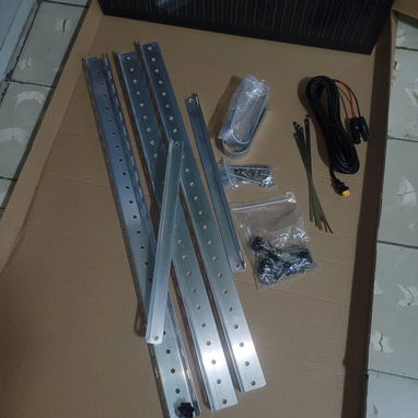 Kit de 2 paneles rígidos de 200W cada uno (400W en total) con sus soportes y 1 cable XT60 de 6m - Img 125765990