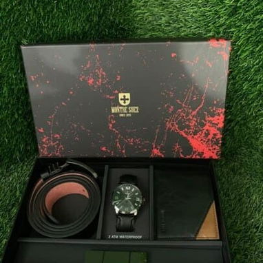 Set completos para hombres  (Cinto,billetera,reloj, fosforera )35 USD O 26250mn. 📞56249037 - 4/4