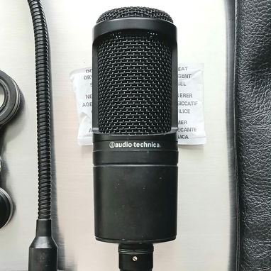 Audio-Technica AT2020 CON ACCESORIOS - 4/5