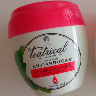 Crema antiarrugas 100g $6.50 usd, antiarrugas 400g $17.50 usd, aclaradora 100g $6.50 usd - Img 111785935