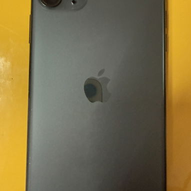 iPhone 11 Pro Max con icloud sin detalles - 2/2