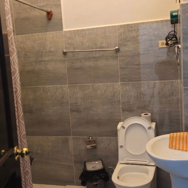 Hermoso apto en centro habana cerca del Vedado - Img 122033337
