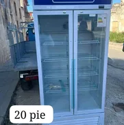 Exhibidora vertical doble de 20 pies marca Royal nueva - Img 50779863