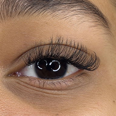 Extensiones de Pestañas pelo a pelo y manicura - 3/5