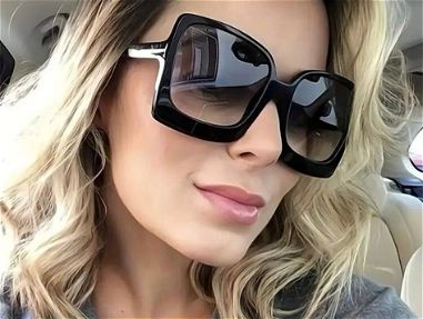 Variedad de Gafas de Mujer - Img 59149060