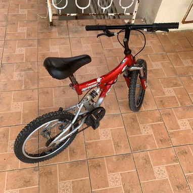 Bicicleta de niño de uso pero en perfecto estado - Img 123137976