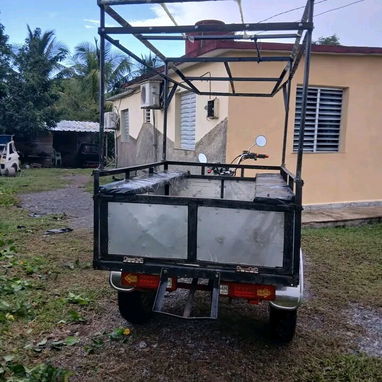 SE VENDE. EN 1700. UN REGALO  NO TIENE BATERÍAS PERO IGUAL ESTÁ EN MUY BUEN PRECIO. ESTÁ EN CANDELARIA. VERDADEROS INTER - 4/5
